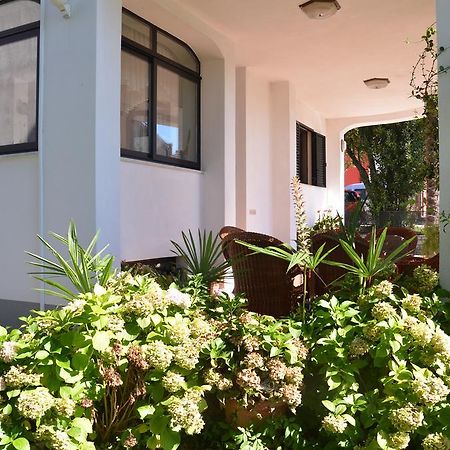 Apartments Bertok Koper Bagian luar foto